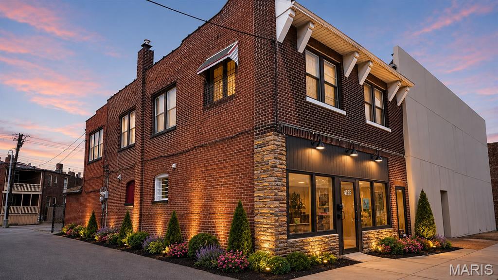 Grand Meramec Park Add - Commercial Sale