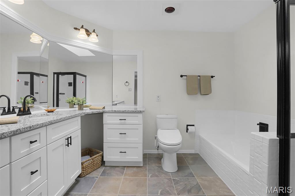 Pointe Clayton 1 - Residential