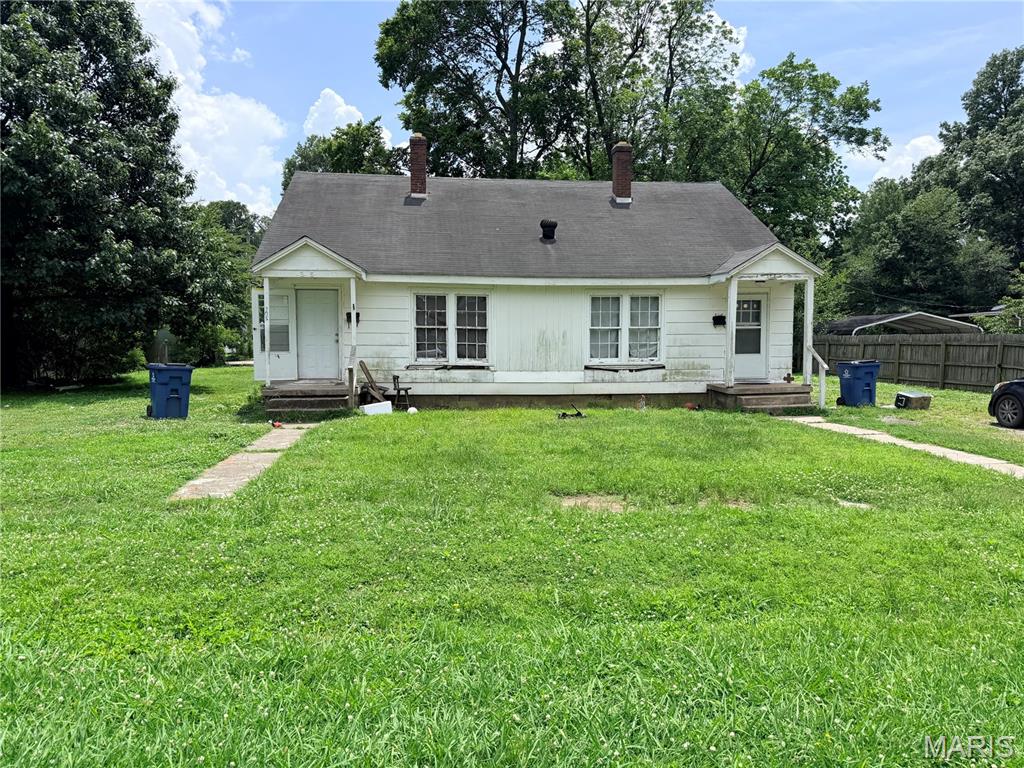 Looking for your next duplex investment? Here it is! This property offers a fantastic opportunity for investors or owner-occupants alike. With one side currently occupied and the other side vacant, you can start generating income immediately while having the option to move into the vacant unit yourself.

Whether you're looking to offset your mortgage with rental income, expand your investment portfolio, or begin your real estate investing journey, this duplex offers flexibility and potential. Don't miss this opportunity to own an income-producing property with room to make it your own!

As an added bonus, the seller is open to selling the entire investment portfolio, including MLS #26037094, #26037084, #26037106, and #26037115, creating a unique opportunity to acquire multiple properties in one transaction.