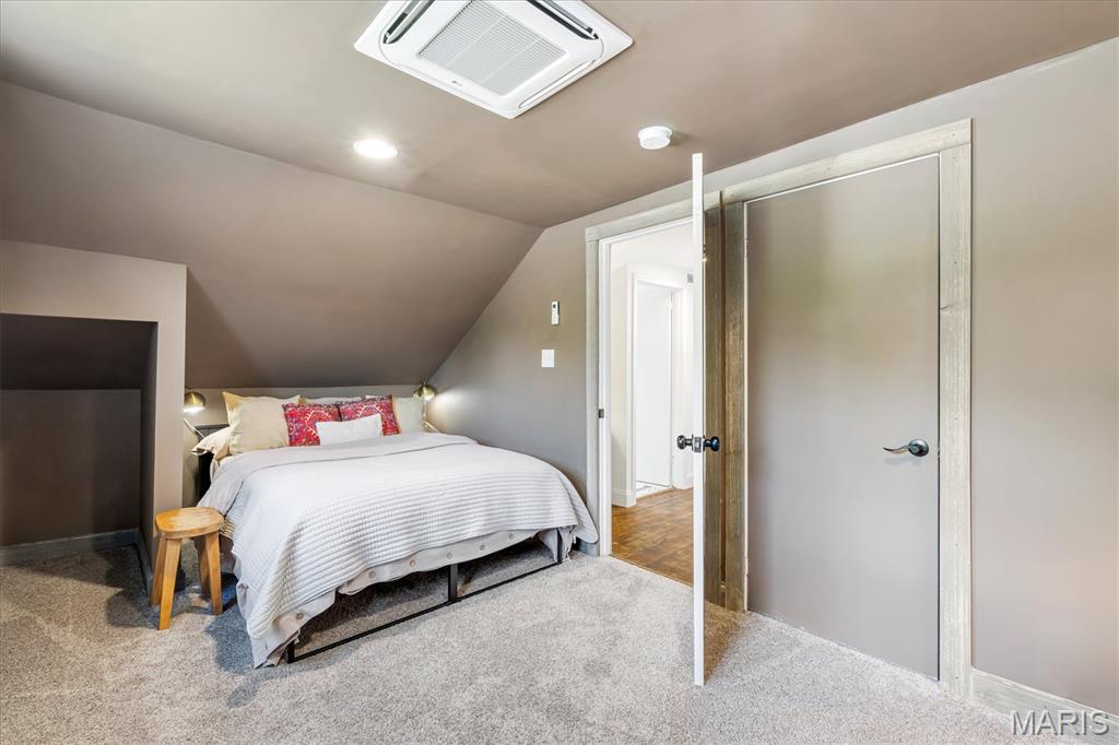 Mc Kenzie Tr - Residential