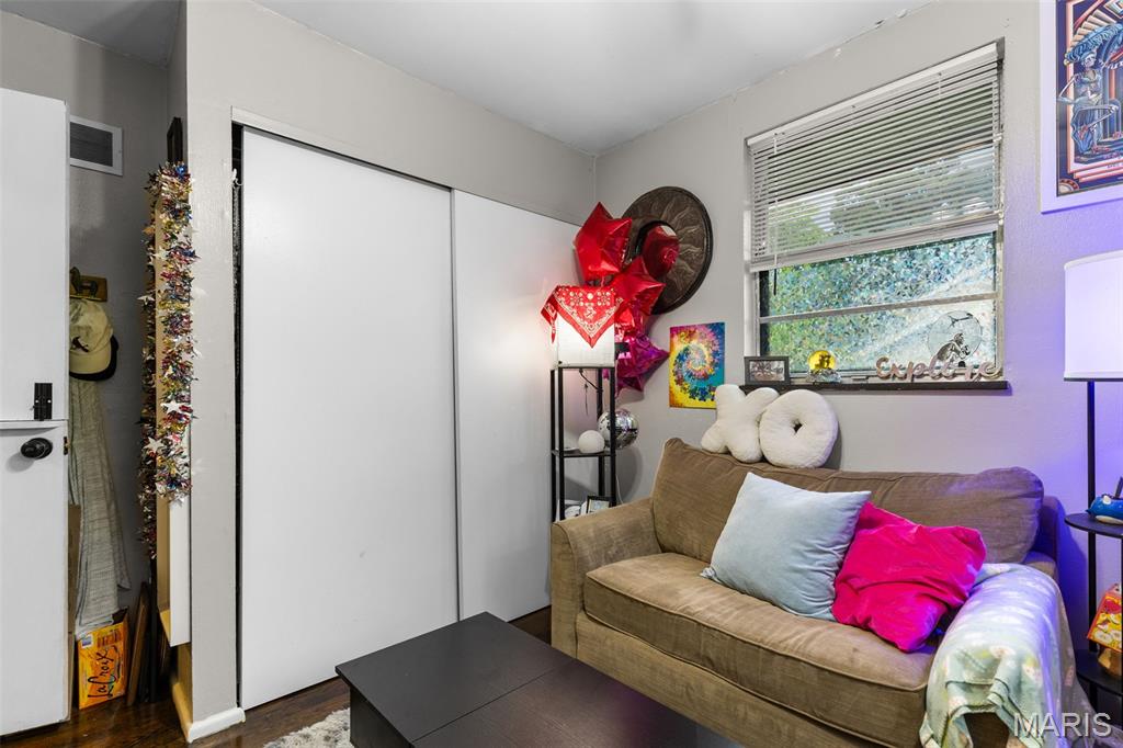 Longview - Residential