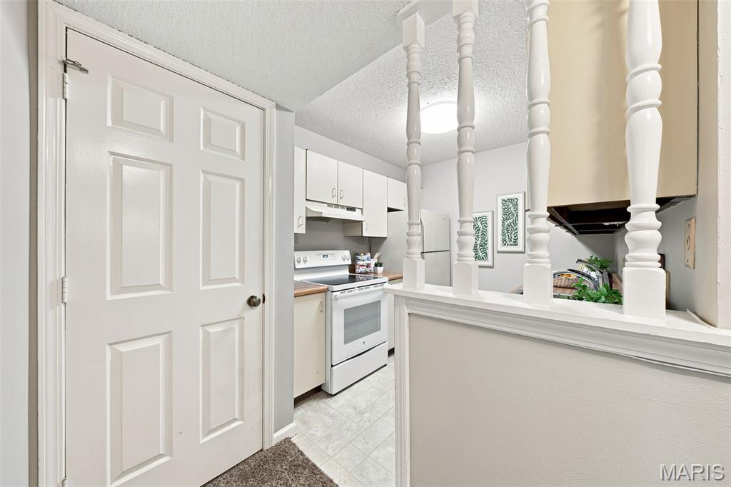 Brentwood Forest Condo Ph Eight - Residential