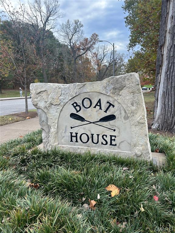 Pershing Ave Condo - Residential