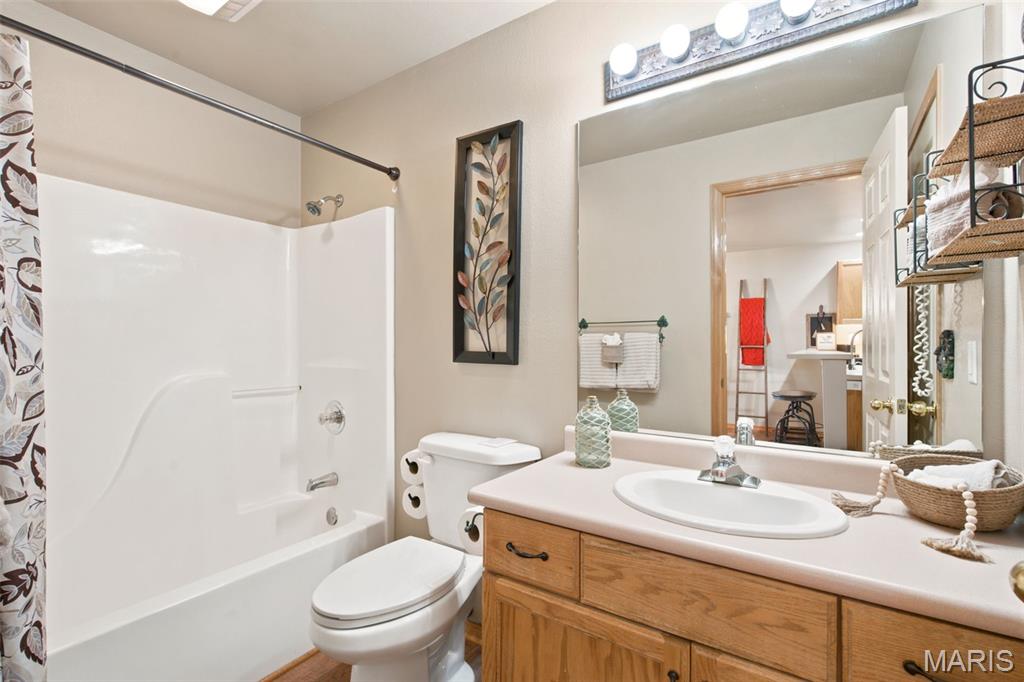 Emerald Pointe - Residential