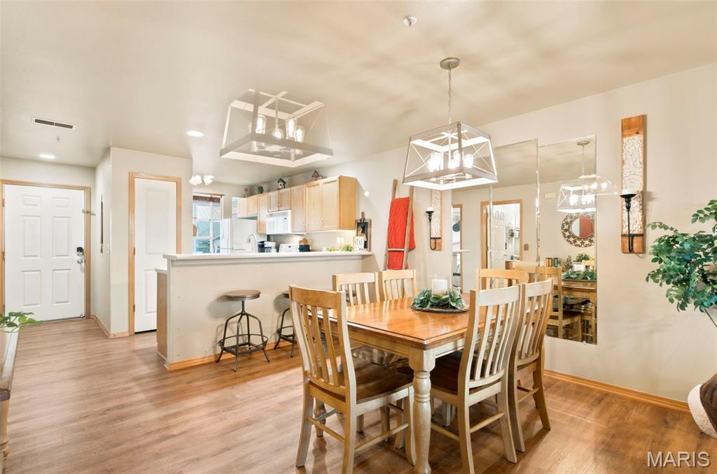 Emerald Pointe - Residential