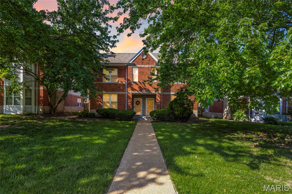 Welcome to 4122 Westminster Place, a Central West End townhome that delivers what many St. Louis City buyers are searching for: updated finishes, private outdoor space, excellent storage, oversized garage parking, and a highly connected 63108 location. Set within Westminster Townhomes, this 2-bedroom, 2.5-bath residence offers over 1,200 square feet, fresh interior paint throughout, updated flooring, newer HVAC, large walk-in closets, an inviting patio, fenced yard, and a detached oversized 2-car garage with a huge dedicated storage room.

The main level is designed for easy everyday living with a comfortable flow between the living room, dining area, and kitchen. The layout feels practical, efficient, and welcoming, while the convenient powder room adds function for guests. Step outside to one of the home’s best features: a private fenced outdoor retreat with green space, landscape lighting, and a patio ideal for morning coffee, pets, grilling, container gardening, or relaxing after work.

Upstairs, the two-bedroom layout offers excellent flexibility. Each bedroom has access to its own full bathroom, creating a smart setup for a primary suite, guest room, roommate arrangement, home office, or hybrid work lifestyle. The large walk-in closets provide valuable everyday storage, while in-unit laundry, central heating and cooling, and oversized 2-car garage parking add the convenience today’s buyers expect.

The location is a major advantage. From this Central West End address, you are close to Forest Park, the Cathedral Basilica, Cortex Innovation Community, Barnes-Jewish Hospital, St. Louis Children’s Hospital, Washington University Medical Campus, Saint Louis University, SSM Health, The Grove, City Foundry STL, IKEA, Whole Foods, MetroLink, neighborhood restaurants, coffee shops, and CWE nightlife. Major employers, medical centers, universities, research campuses, cultural attractions, parks, and transit options are all nearby, making this an excellent option for anyone searching for a St. Louis townhome near BJC, WashU, SLU, Cortex, Midtown, and the heart of the city.

With two private bedroom suites, 2.5 bathrooms, fenced outdoor space, an oversized garage, substantial storage, newer HVAC, updated finishes, and a desirable Central West End setting, 4122 Westminster Place delivers a compelling blend of comfort, function, and accessibility. This is a strong opportunity for buyers seeking a low-maintenance St. Louis home near parks, hospitals, universities, restaurants, shopping, transit, and some of the area’s most recognizable destinations.
