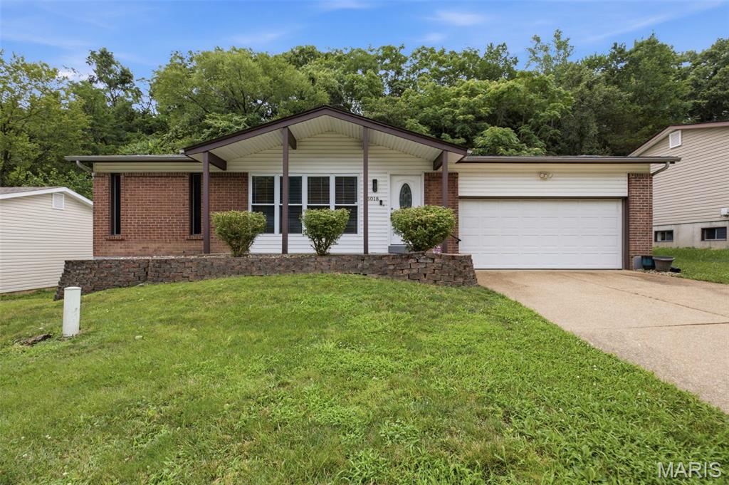 Move-in ready and well maintained, this charming home in the Seckman School District is ready for its next owner! Enjoy the bright sunroom just off the kitchen, a covered patio overlooking the backyard, and 3 bedrooms and 1 full bath on the main-level. The home features a new roof (2026), annual HVAC and furnace servicing, providing peace of mind for the next owner. The unfinished basement is dry and well maintained and ready for you to add the finishes. Conveniently located near schools, shopping, dining, and parks, this home is one you won't want to miss. Schedule your private showing today!
(Professional photos to be uploaded on 7/13/26.)