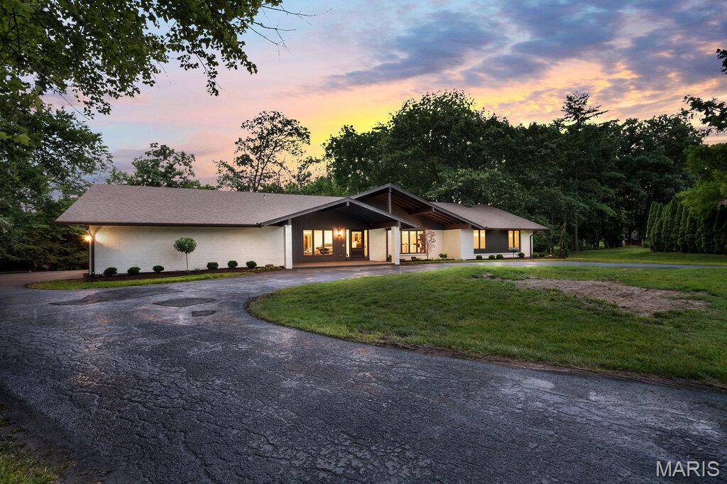Meadowbrook Country Club Estates - Residential