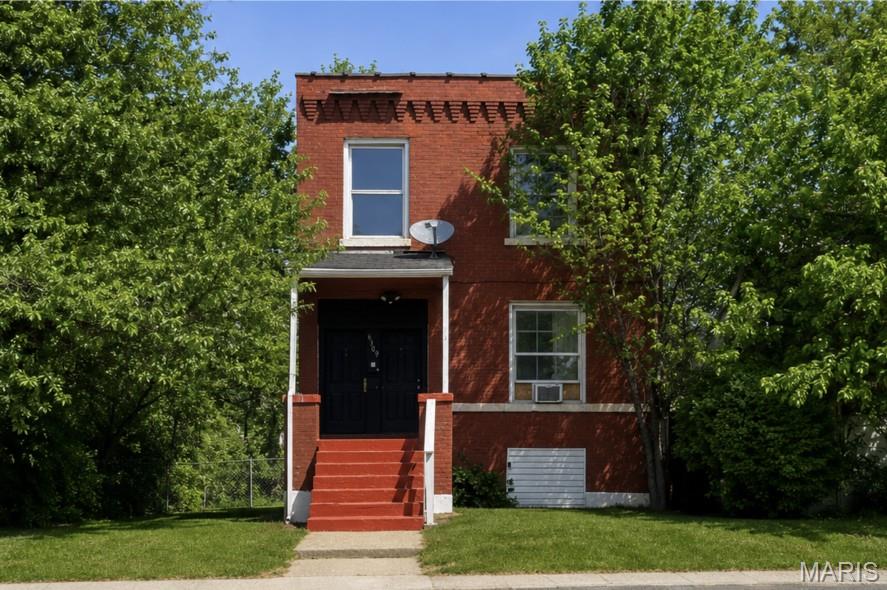 Brick duplex with two 2-bed/1-bath units.  Downstairs unit is vacant and available for a home owner to occupy.  Upstairs is rented at $750. Solid rental history with flexibility for investors or buyers looking to occupy one side. Each unit offers a functional layout and access to a fenced backyard. Month-to-month leases allow options to maintain income, adjust terms, or transition to owner-occupancy. Strong opportunity in a stable rental area. Available for showing June 29 - July 4.