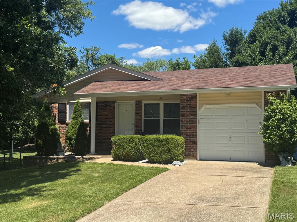 Welcome home to this beautifully maintained 3-bedroom, 2-bathroom residence in Saint Peters, MO. From the moment you arrive, you’ll appreciate the attractive brick-front exterior, inviting covered front porch, and excellent curb appeal that make this home stand out.
Step inside to discover a bright and open floor plan designed for comfortable everyday living and entertaining. The layout flows seamlessly throughout the main living areas, creating a warm and welcoming atmosphere. The finished basement provides valuable additional living space, perfect for a family room, recreation area, home office, or workout space.
Outside, enjoy a nicely sized yard and a fully fenced backyard, offering privacy and plenty of room for pets, play, and outdoor gatherings. A one-car garage adds convenience and extra storage.
Ideally located near shopping, schools, restaurants, and entertainment, this home combines comfort, convenience, and value in one desirable package.
Don’t miss your opportunity to own this move-in-ready Saint Peters gem—schedule your showing today!