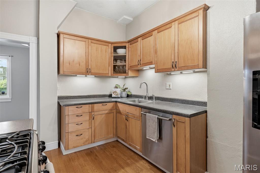 Russell Estate - Residential