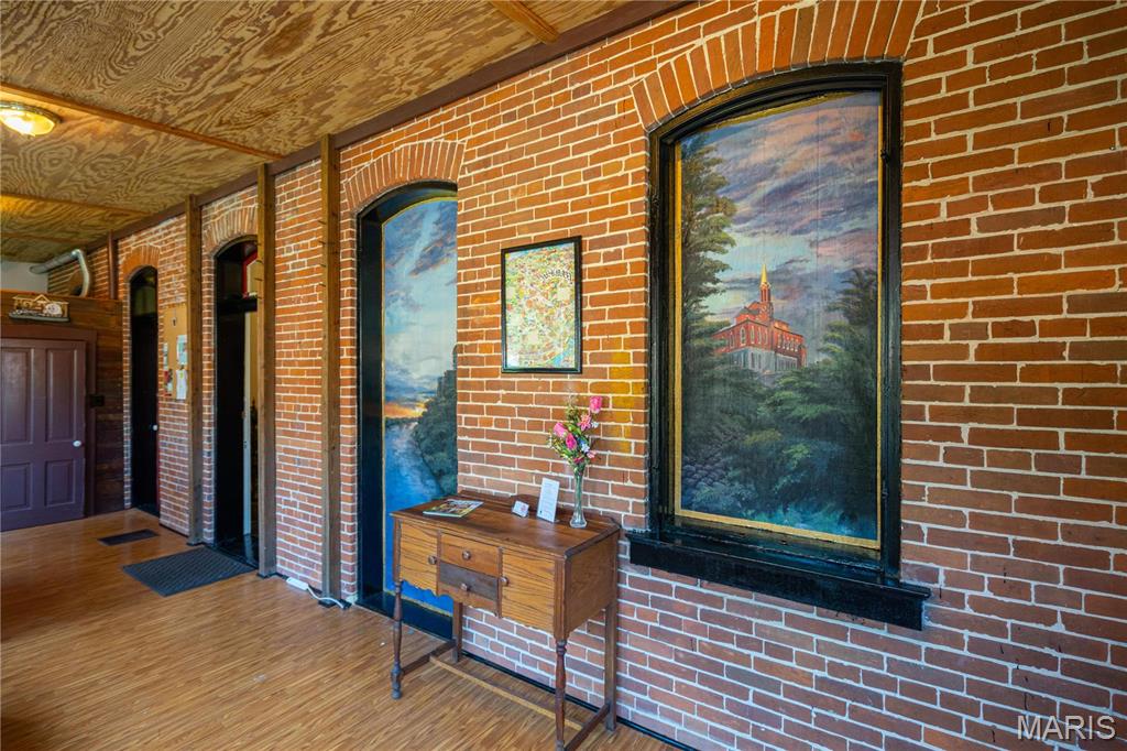 East Wharf Street - Commercial Sale