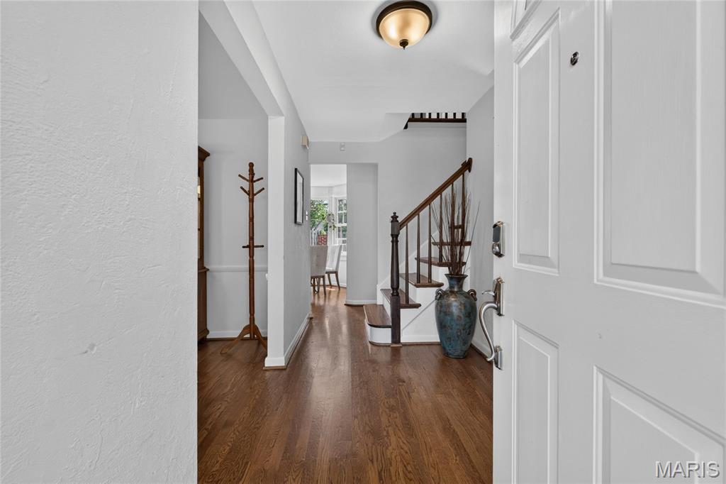 Davis Place - Residential