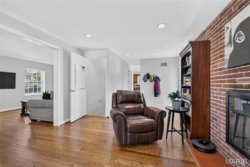 Davis Place - Residential