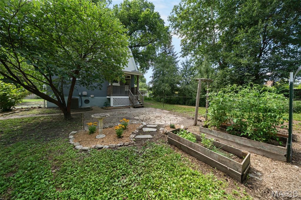 Floria Place - Residential