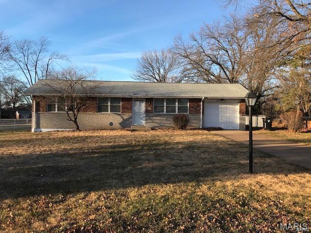 Very nice 3 bedroom 1.5 bath home located in Mehlville Schools off of Forder road. This home has hardwood floors throughout, updated bathrooms and a LARGE 1/2 acre YARD! 3rd party screening required including background & credit check.