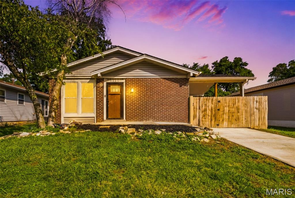 Boardwalk 4 Sec Of Mayer Wedgwood - Residential