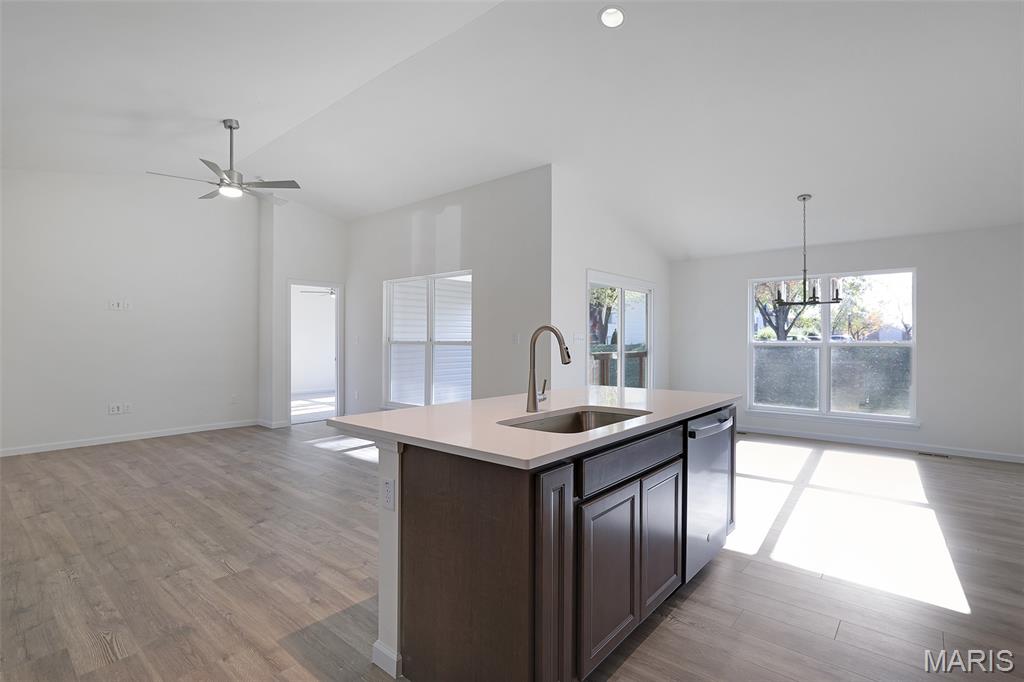 Louiselle 11 - Residential