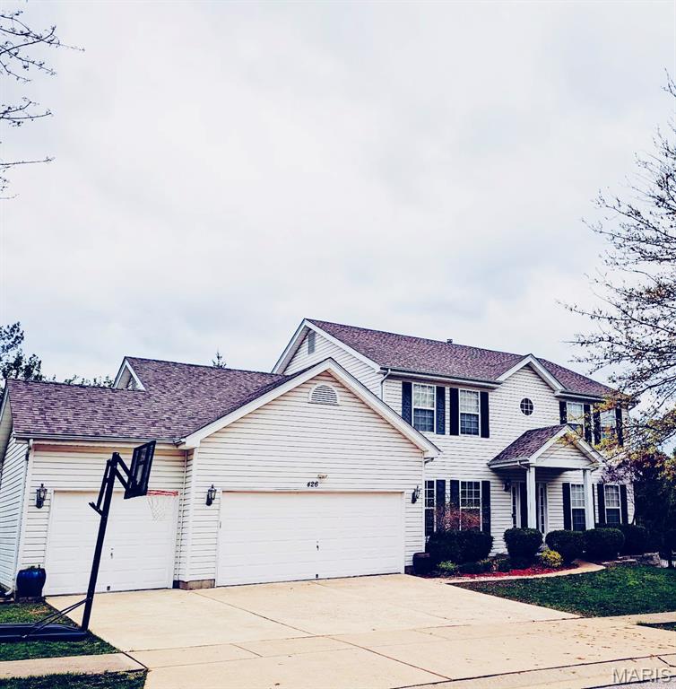 Owner is looking for long term tenants who can treat this home like their own with a minimum of 1 year lease. Owner will have the carpet & floors professionally cleaned. Pets are ok with a maximum of 2 pets with a nonrefundable deposit. $395 for a dog and $295 for a cat. All adults over 20 years old must apply with a $60 application fee.