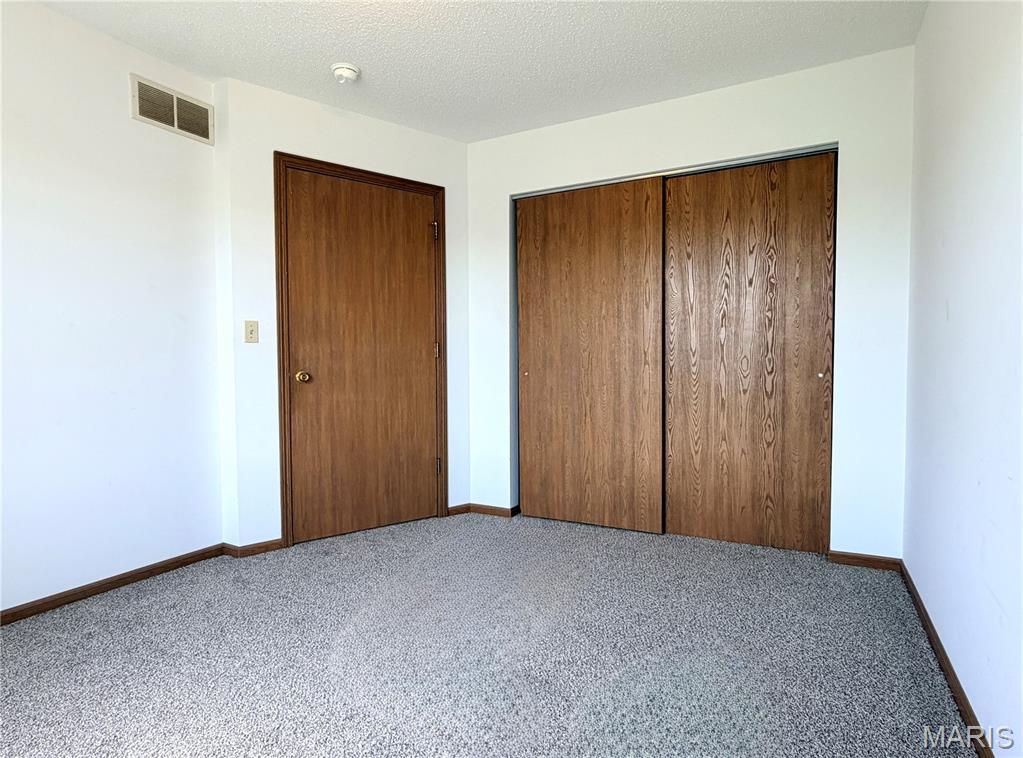 Brookview Manor - Residential
