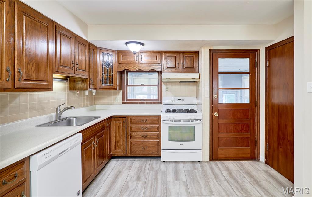 Loyola Terrace - Residential
