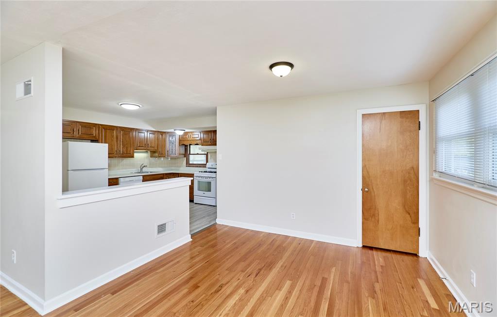 Loyola Terrace - Residential