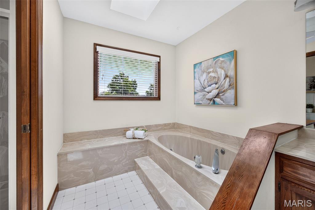 Hunters Pointe - Residential