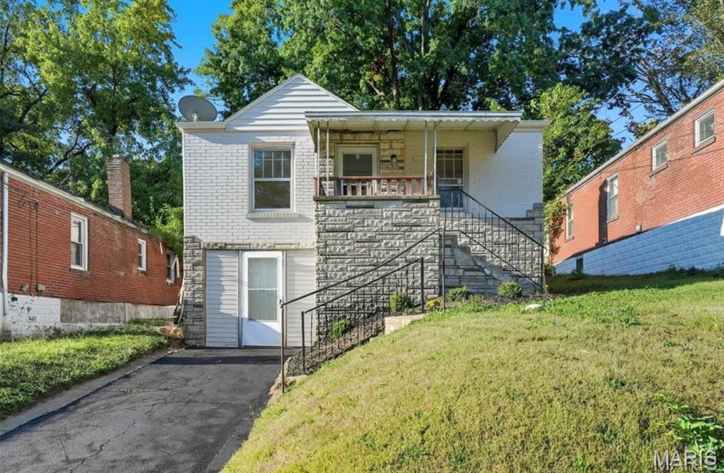 Welcome to this inviting 3-bedroom, 1-bathroom home featuring 1,220 square feet of comfortable living space. Inside, you’ll find beautiful hardwood floors that add warmth and character throughout. The basement offers room for storage. There is a finished room providing more options for entertainment, a home theater, or game nights. With its thoughtful layout and versatile spaces, this home is ready to fit your lifestyle.