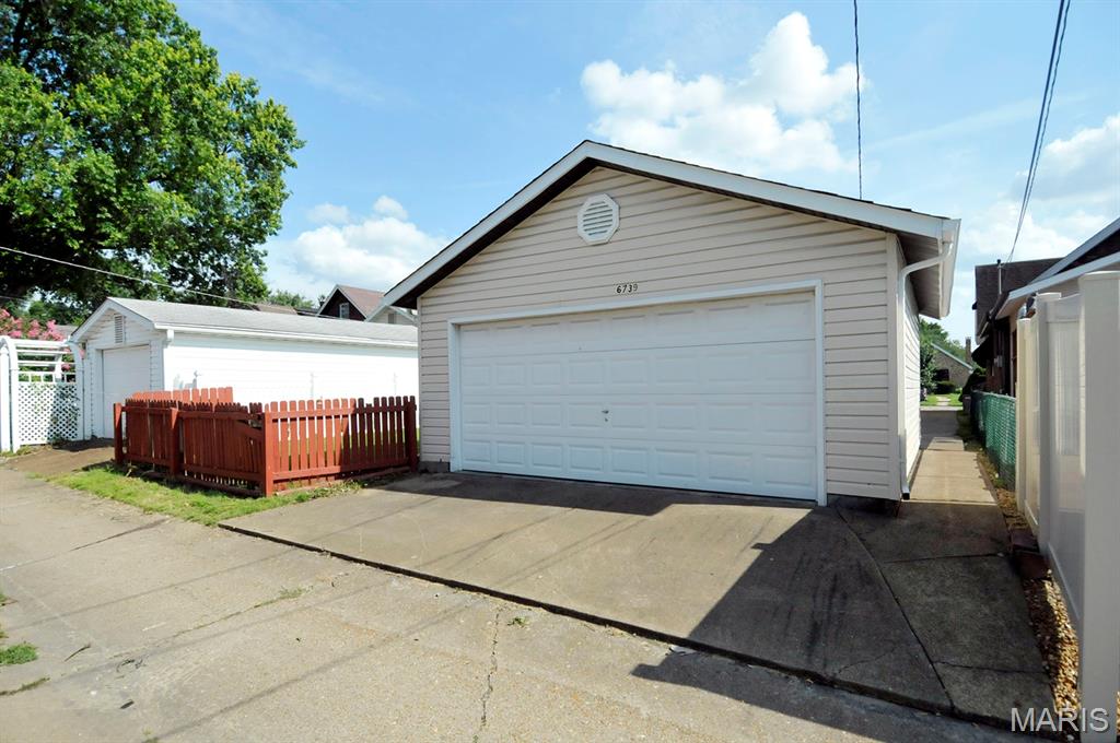 Ivanhoe Add - Residential
