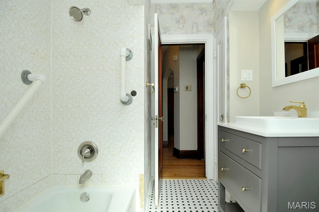 Ivanhoe Add - Residential