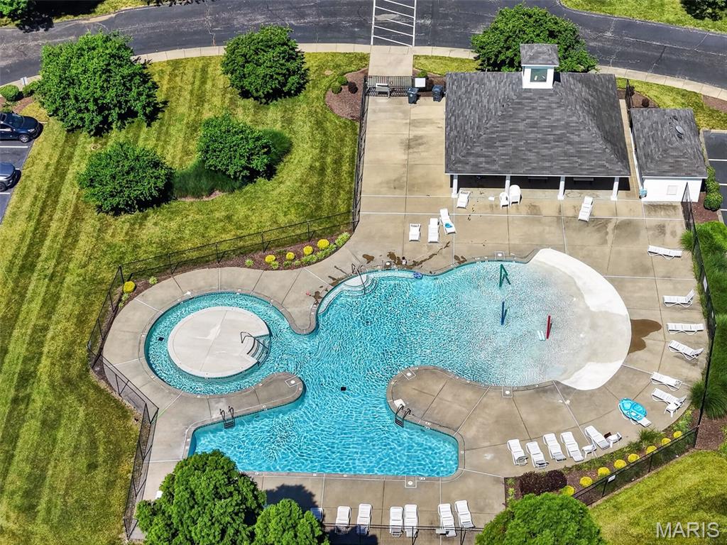 Est At Highgrove - Residential