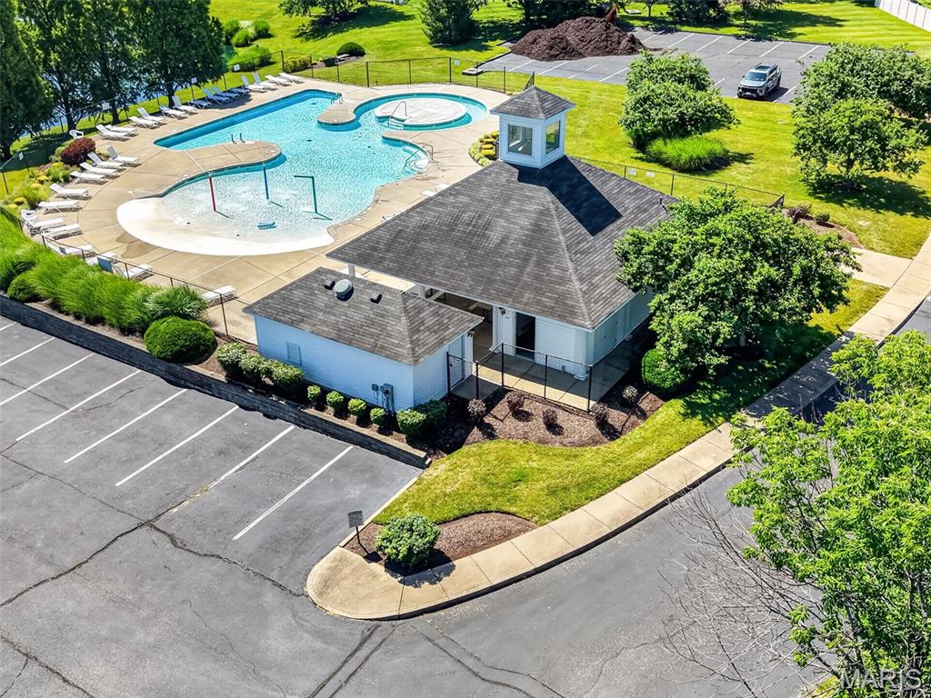 Est At Highgrove - Residential