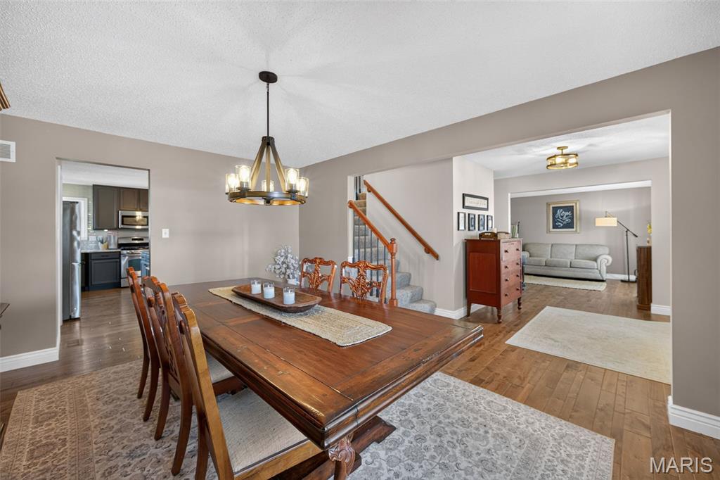 Est At Highgrove - Residential