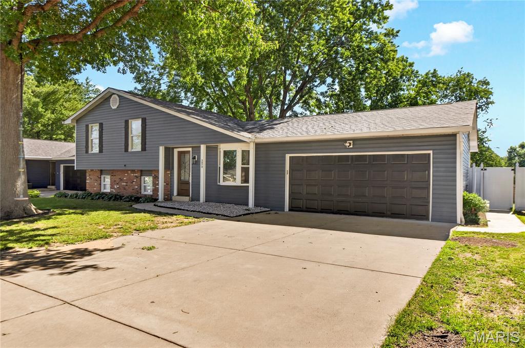 Crystal Wood Dr - Residential