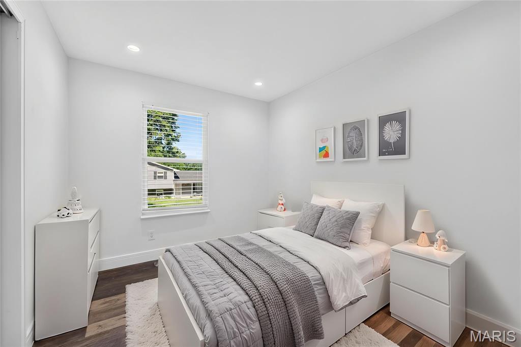 Crystal Wood Dr - Residential