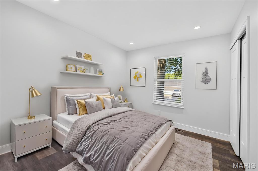 Crystal Wood Dr - Residential