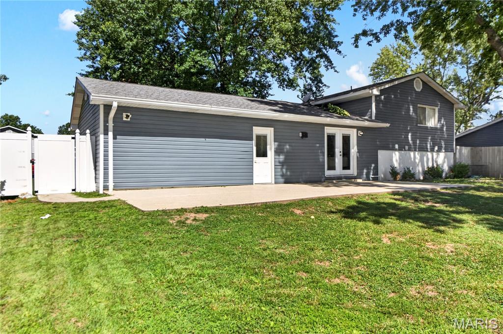 Crystal Wood Dr - Residential