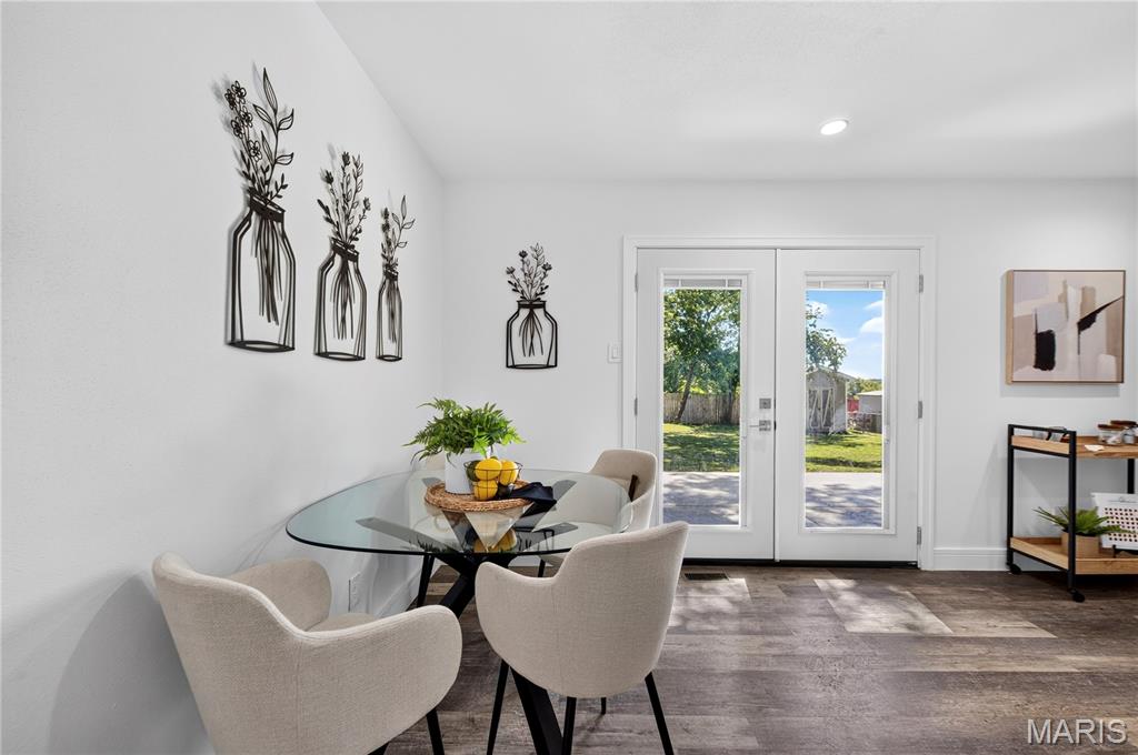 Crystal Wood Dr - Residential