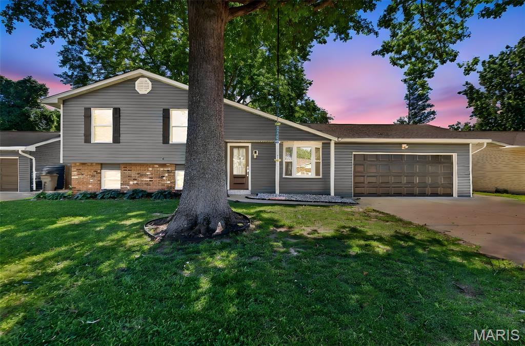 Welcome to this beautifully updated split-level home featuring 3 bedrooms and 2 full bathrooms. The renovated kitchen includes modern finishes and updated flooring throughout the house. Enjoy refreshed bathrooms, a bright and open layout, and an attached 2-car garage. Outside, the fenced backyard offers a great space for playlets,and outdoor entertaining. The home also features new siding for added curb appeal and peace of mind. Located in a convenient Arnold location close to schools, shopping, and commuter routes move-in-ready and a must see!