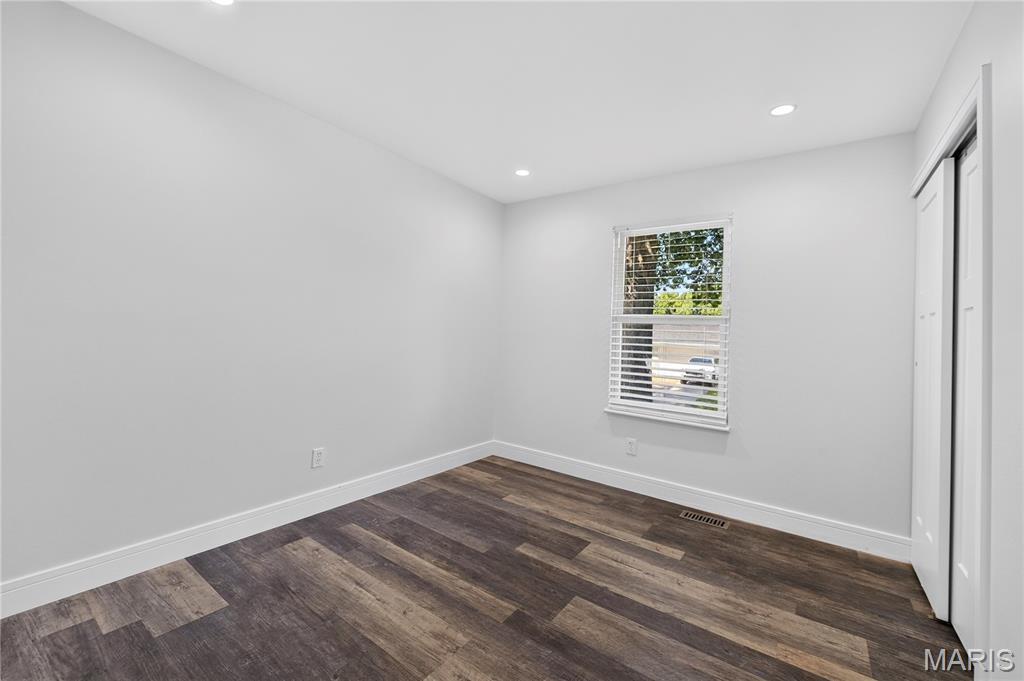 Crystal Wood Dr - Residential