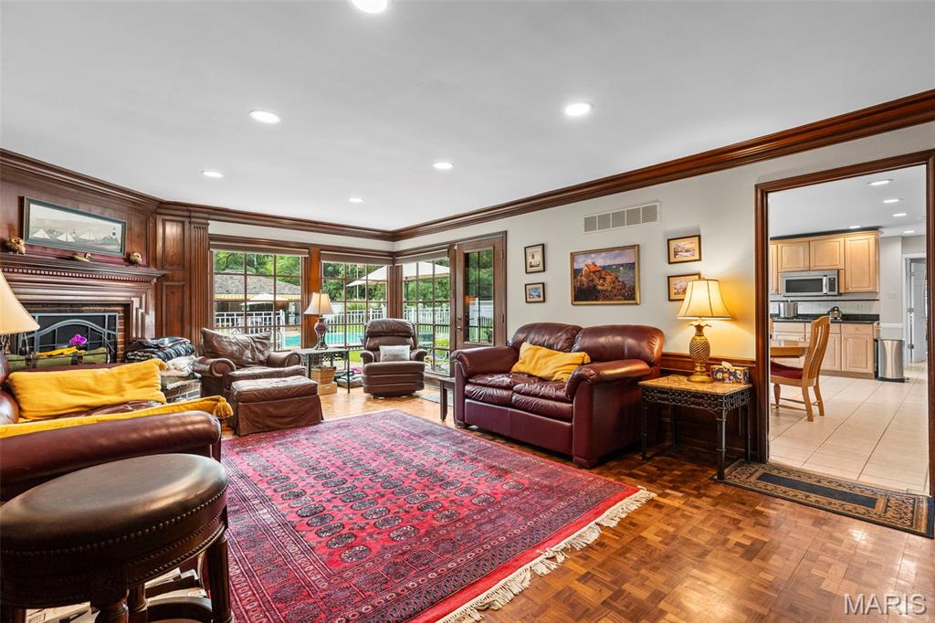 White Bridge Lane West - Residential