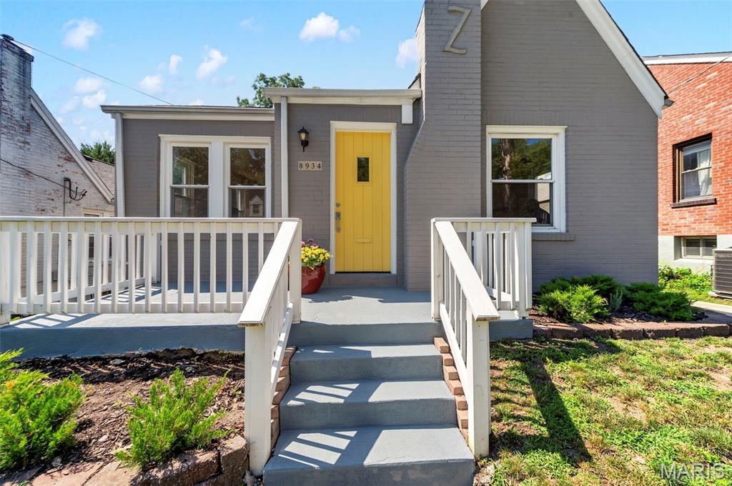 Completely updated and move-in ready, this charming home is nestled in the heart of Brentwood! Attractive curb appeal and a spacious front porch create the perfect spot to enjoy your morning coffee.
Step inside to discover an open-concept floor plan featuring luxury vinyl plank flooring throughout and abundant natural light. Designed with entertaining in mind, the living room flows seamlessly into the beautifully updated kitchen, complete with 42-inch white cabinetry, granite countertops, stainless steel appliances, and a breakfast bar with ample seating.
Down the hall, you'll find an expansive primary bedroom overlooking the backyard with plenty of room for a king-size bed and additional furniture, plus a generous walk-in closet. A second bedroom and two full bathrooms complete the main level.
The modern glass door leads to the finished lower level, where a spacious family room offers endless flexibility as a media room, home gym, playroom, or office. A third bedroom completes this additional finished space, while the unfinished area offers plenty of storage.
Outside, enjoy a level, fenced backyard and an extended driveway with off-street parking for four or more vehicles. Ideally located just minutes from restaurants, shopping, grocery stores, parks, and major highways, this home offers the perfect combination of comfort, style, and convenience.
Showings begin Thursday, July 16. Don't miss your opportunity to make this Brentwood gem your new home!