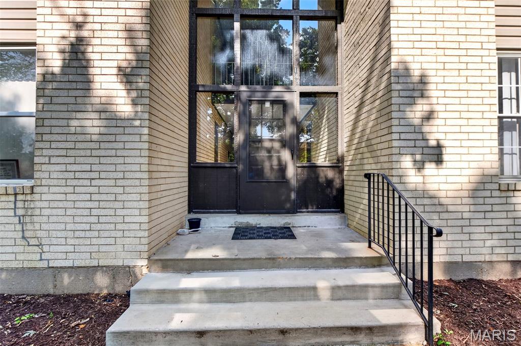 Burtonwood Manor 2 Condo - Residential