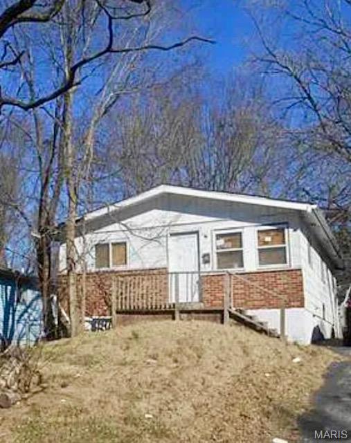 Home is being sold As-Is! Seller to do no repairs or provide any inspections and warranties.