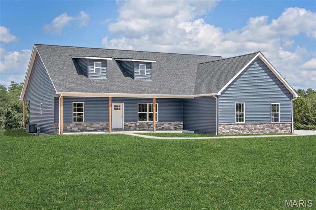 Dreaming of a custom home with plenty of space to stretch out? This 3-acre parcel is the perfect canvas to bring your vision to life. Whether you're looking to create a peaceful retreat or a spacious family estate, the possibilities are endless. Additional Rooms: Other