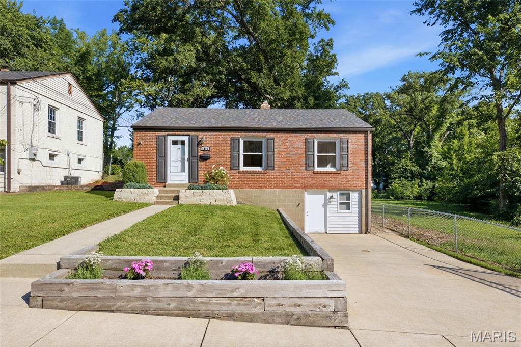 Welcome home to this charming 2-bedroom, 1-bath property nestled in a highly desirable neighborhood and top-rated school district. Inside, you'll find comfortable living spaces plus a partially finished lower level offering additional room for a family room, home office, or recreation area. Step outside to enjoy the large backyard, perfect for entertaining, gardening, or play. Located just a short walk from a nearby park, this home offers the ideal blend of convenience and community, with friendly neighbors, a safe atmosphere, and easy access to everything the area has to offer. A wonderful opportunity for first-time buyers or anyone looking to enjoy a fantastic location. Don't miss it!