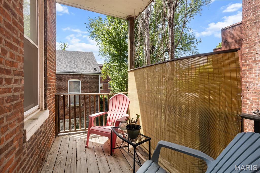 benton park - Residential Income