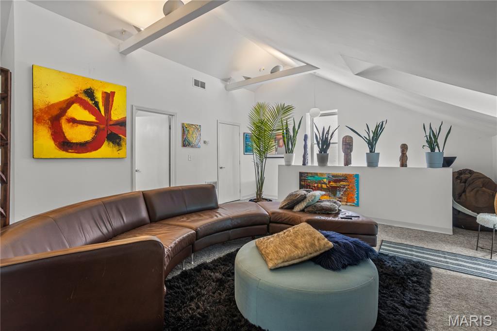 benton park - Residential Income