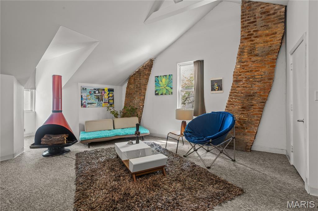 benton park - Residential Income