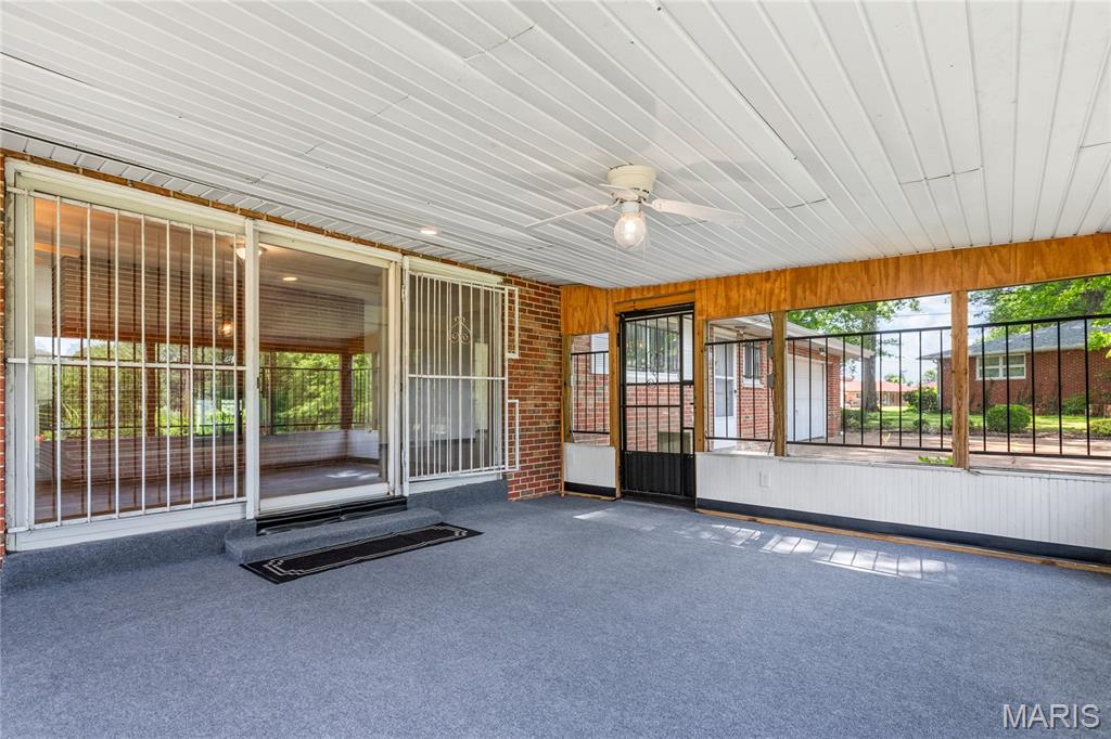 Black Oaks 2 - Residential